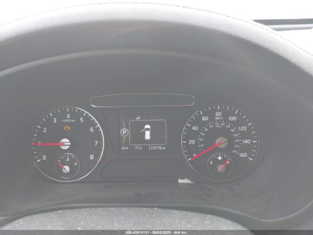 5XYPG4A39HG284714 KIA Sorento 2.4l Lx