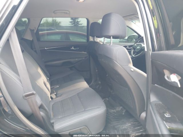 5XYPG4A39HG284714 KIA Sorento 2.4l Lx