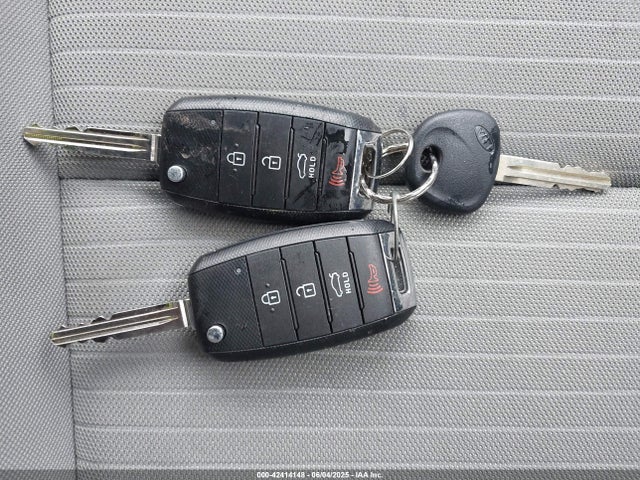 KNAFX4A66G5449712 KIA mpi nu