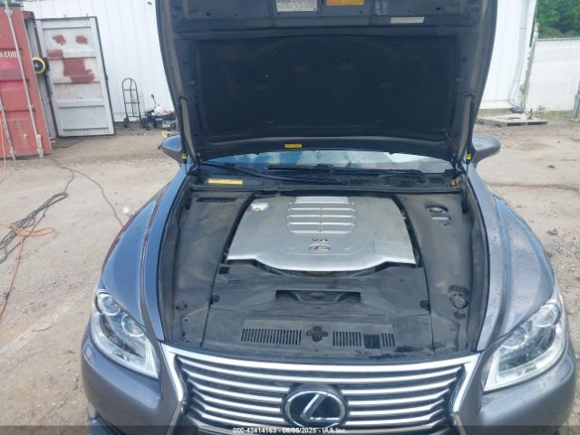 2016 LEXUS LS 460 JTHCL5EF5G5027351 Photo 9
