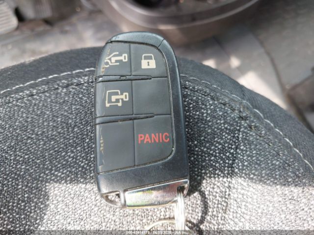 2022 RAM PROMASTER 2500 3C6LRVVG3NE110178 Photo 10