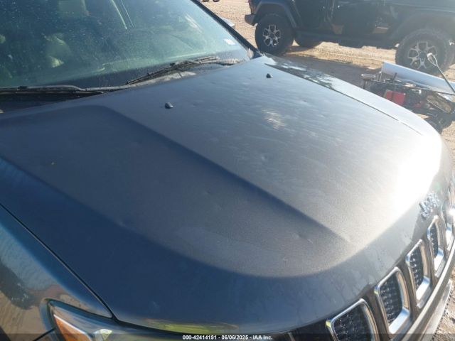 2018 JEEP COMPASS 3C4NJDCB6JT214292 Photo 5