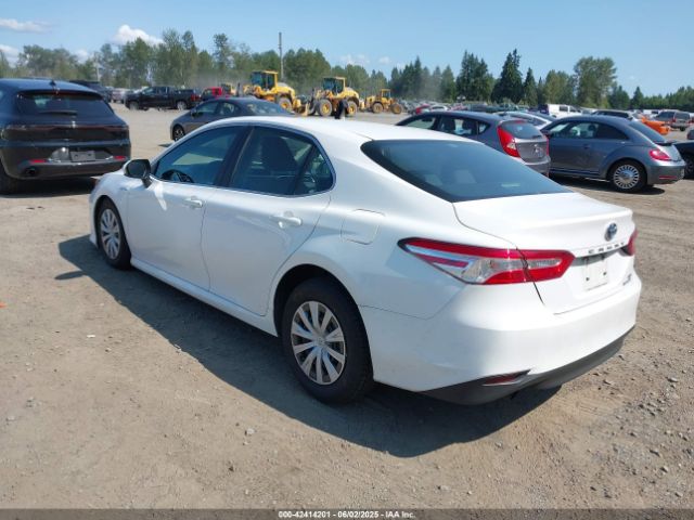 4T1B31HK3JU503605 Toyota Camry Hybrid Le