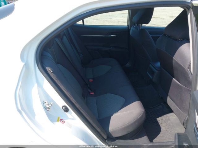 4T1B31HK3JU503605 Toyota Camry Hybrid Le