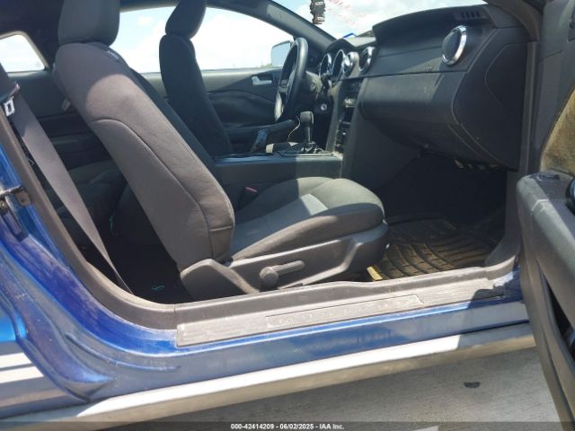 2009 FORD MUSTANG 1ZVHT80N595126582 Photo 4