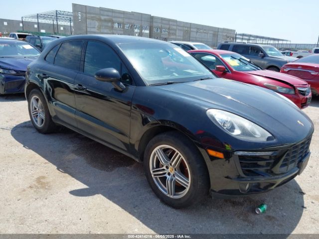 2016 PORSCHE MACAN WP1AB2A55GLB47118 Photo 0