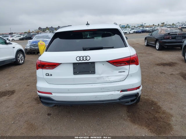 Audi 45 tfsi 2023 WA1DECF37P1138834 Image 16