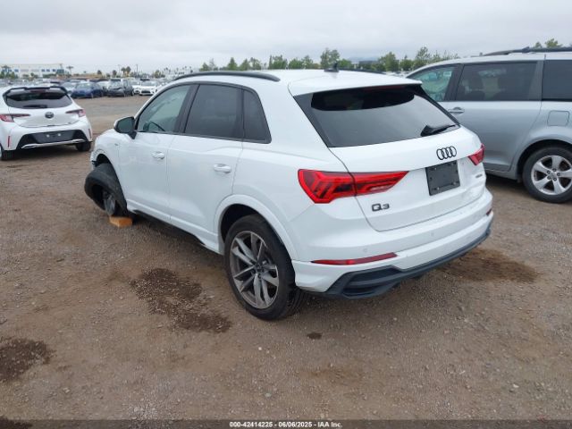 2023 AUDI Q3 WA1DECF37P1138834 Photo 2