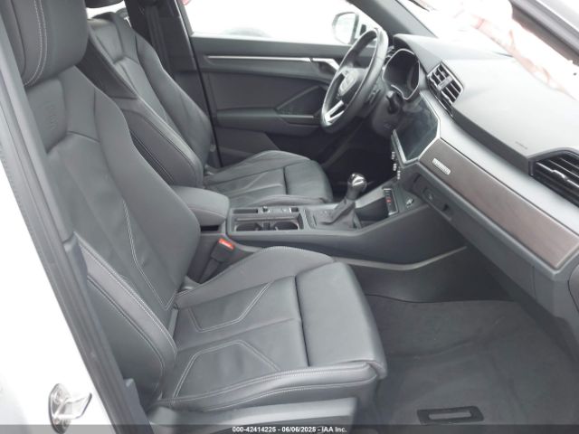 2023 AUDI Q3 WA1DECF37P1138834 Photo 4