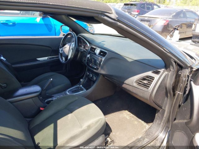 2011 CHRYSLER 200 1C3BC2EG0BN620472 Photo 4