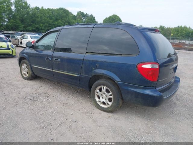 2003 CHRYSLER TOWN & COUNTRY 2C8GT64L43R160744 Photo 2