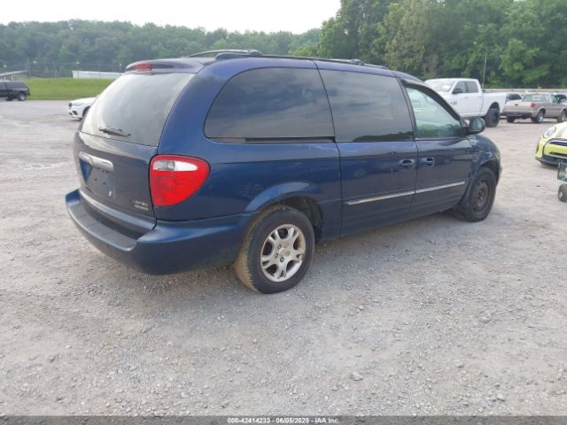 2003 CHRYSLER TOWN & COUNTRY 2C8GT64L43R160744 Photo 3
