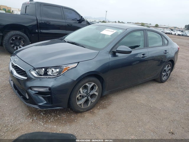 3KPF24AD3ME272066 KIA Forte Lxs