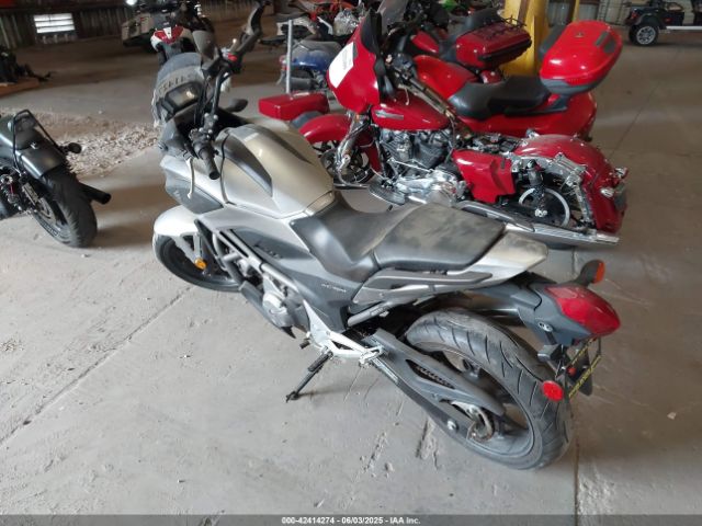 2013 HONDA NC700X JH2RC6354DK101164 Photo 2