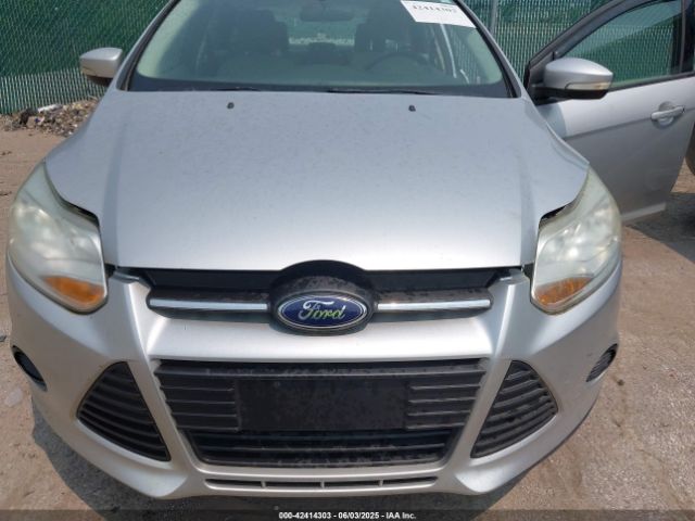 1FADP3F22EL245255 Ford FOCUS SE