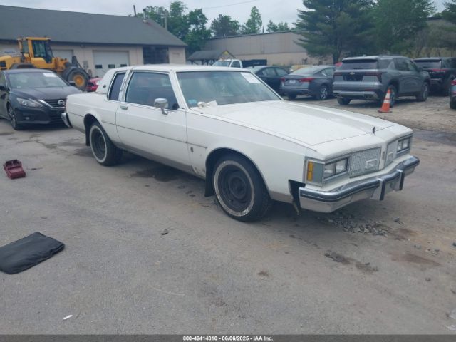 1981 OLDSMOBILE DELTA 88 1G3AN37Y8BM273248