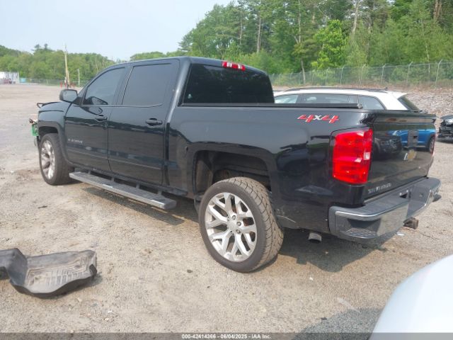 2018 CHEVROLET SILVERADO 1500 3GCUKREC9JG286513 Photo 2