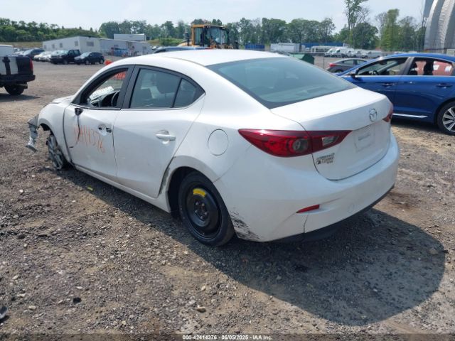 2018 MAZDA MAZDA3 3MZBN1U78JM173039 Photo 2