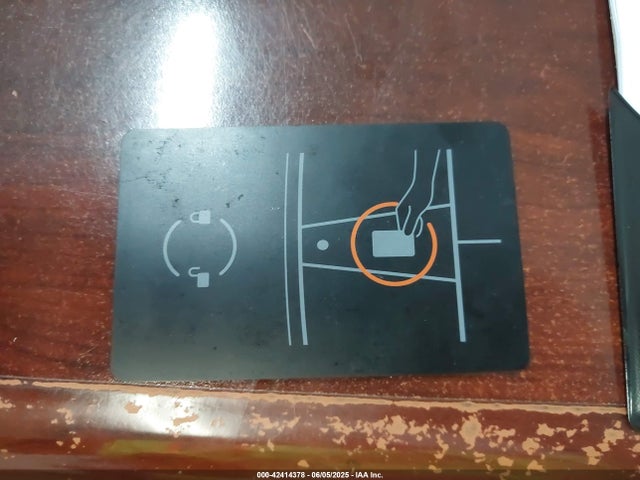 2023 TESLA MODEL Y 7SAYGDEDXPF940418 Photo 10