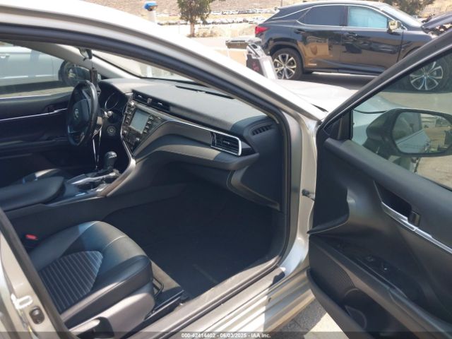 4T1B11HK3JU048776 Toyota CAMRY SE