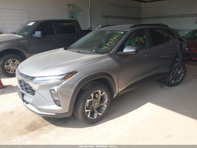 2024 CHEVROLET TRAX KL77LHE27RC036663 Photo 1