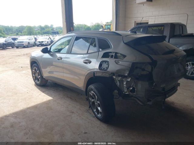 2024 CHEVROLET TRAX KL77LHE27RC036663 Photo 2