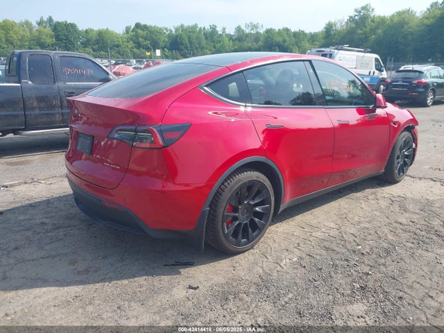 5YJYGDEEXMF092431 Tesla 2021