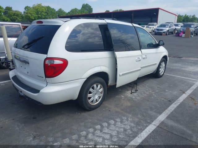 2006 CHRYSLER TOWN & COUNTRY 2A4GP54L26R808743 Photo 3