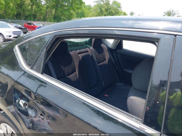 3N1AB7AP2HY310075 Nissan SENTRA SV