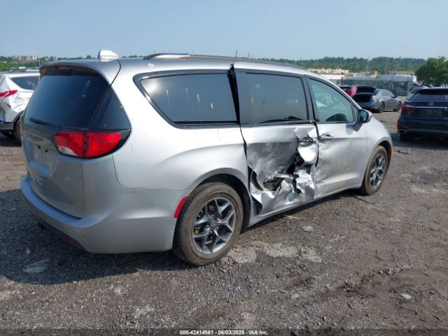 2019 CHRYSLER PACIFICA 2C4RC1EG2KR704168 Photo 3