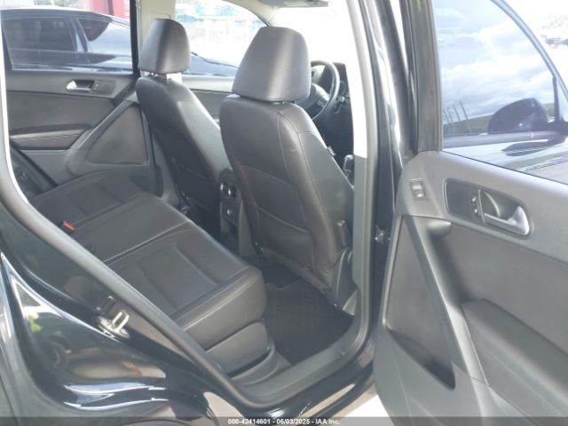 WVGAV7AX5GW554163 Volkswagen TIGUAN S