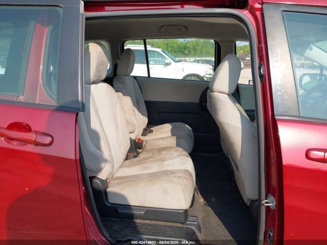 JM1CW2BL6E0168411 Mazda Mazda5 Sport
