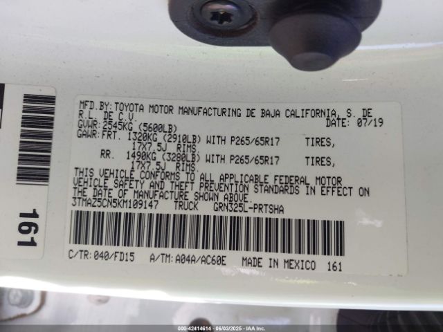 2019 TOYOTA TACOMA 3TMAZ5CN5KM109147 Photo 8