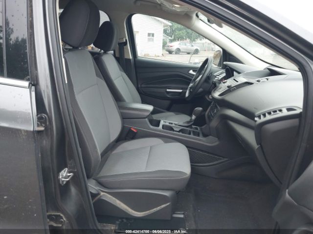 1FMCU9GD7HUD07020 Ford ESCAPE SE
