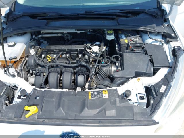 1FADP3F28HL307889 Ford FOCUS SE