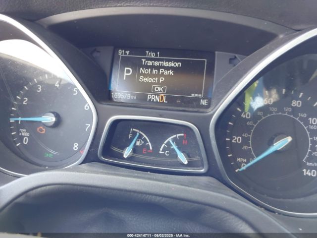 1FADP3F28HL307889 Ford FOCUS SE