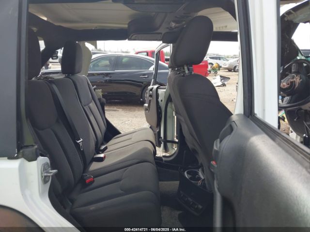 2016 JEEP WRANGLER UNLIMITED 1C4BJWDG1GL149980 Photo 7