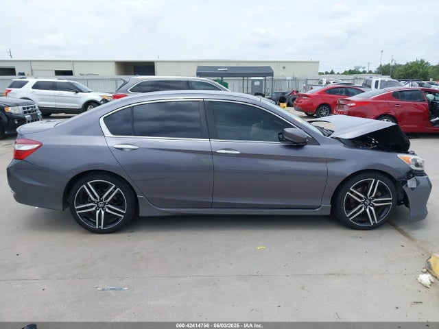 1HGCR2F6XGA013810 Honda k24w1