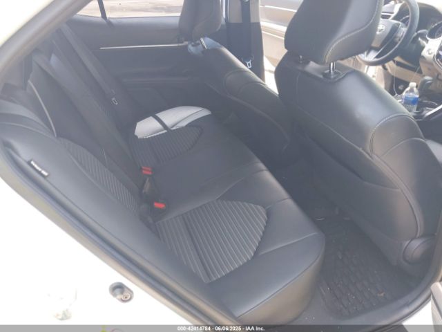 2019 TOYOTA CAMRY 4T1B11HK5KU172887 Photo 7