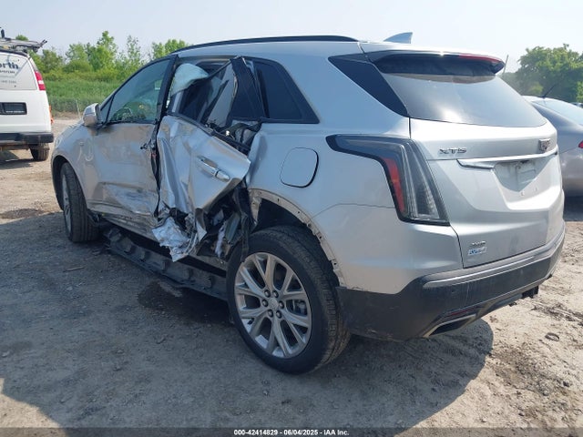 2020 CADILLAC XT5 1GYKNGRSXLZ135794 Photo 2