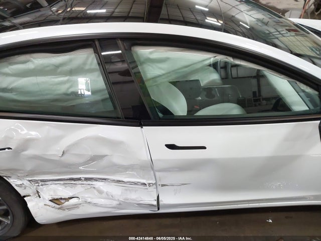 Tesla MODEL 3 2021 5YJ3E1EB8MF995908 Image 21