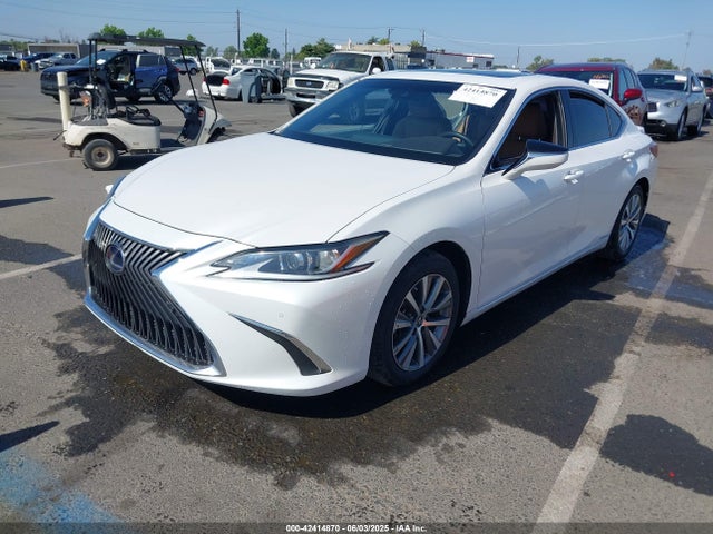 Lexus a25a-fxs, 3nm 2020 58AD21B11LU009802 Image 2