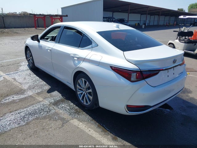 Lexus a25a-fxs, 3nm 2020 58AD21B11LU009802 Image 3