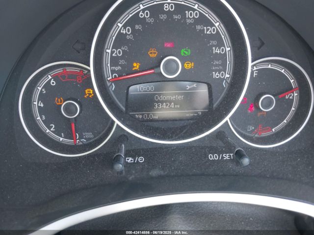 3VW5DAAT3JM506023 Volkswagen Beetle