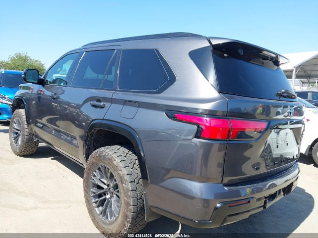 7SVAAAAA3PX001066 Toyota Sequoia Platinum