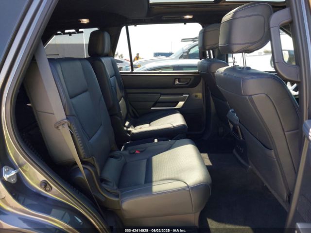 7SVAAAAA3PX001066 Toyota Sequoia Platinum