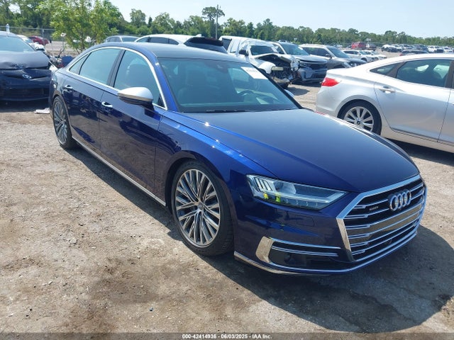 2019 AUDI A8 L WAU8DAF82KN017394 Photo 0