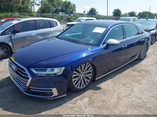 2019 AUDI A8 L WAU8DAF82KN017394 Photo 1