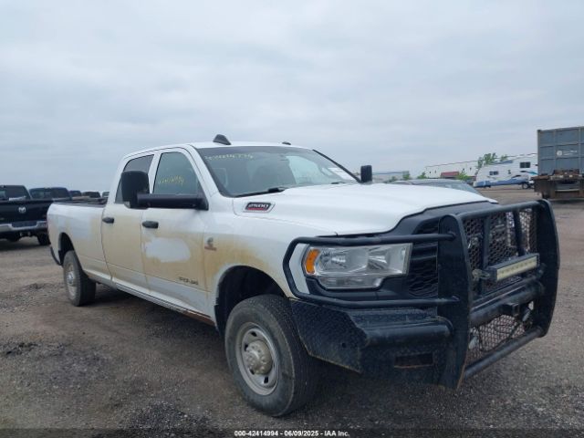 3C6UR5HL4NG130960 RAM 2500 Tradesman  4x4 8' Box