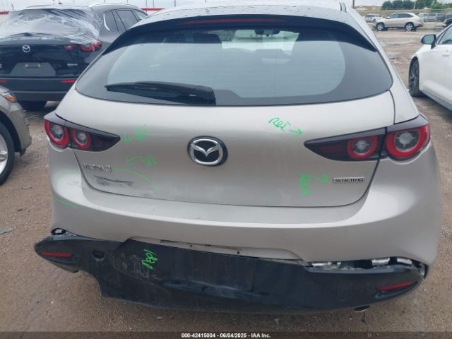 JM1BPAKM7R1722311 Mazda Mazda3 2.5 S Select Sport